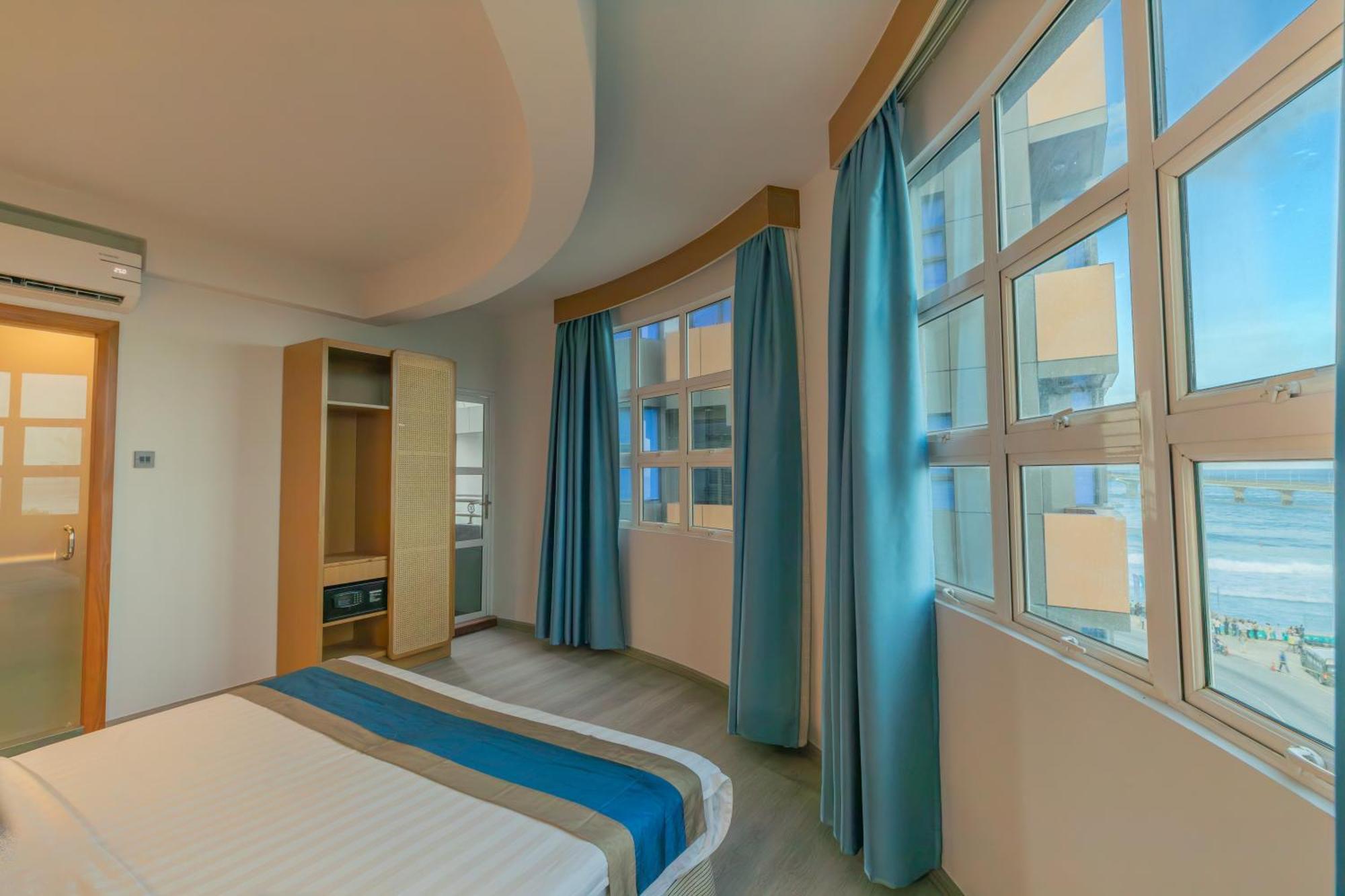 UMET Seaview Hotel Malé Extérieur photo