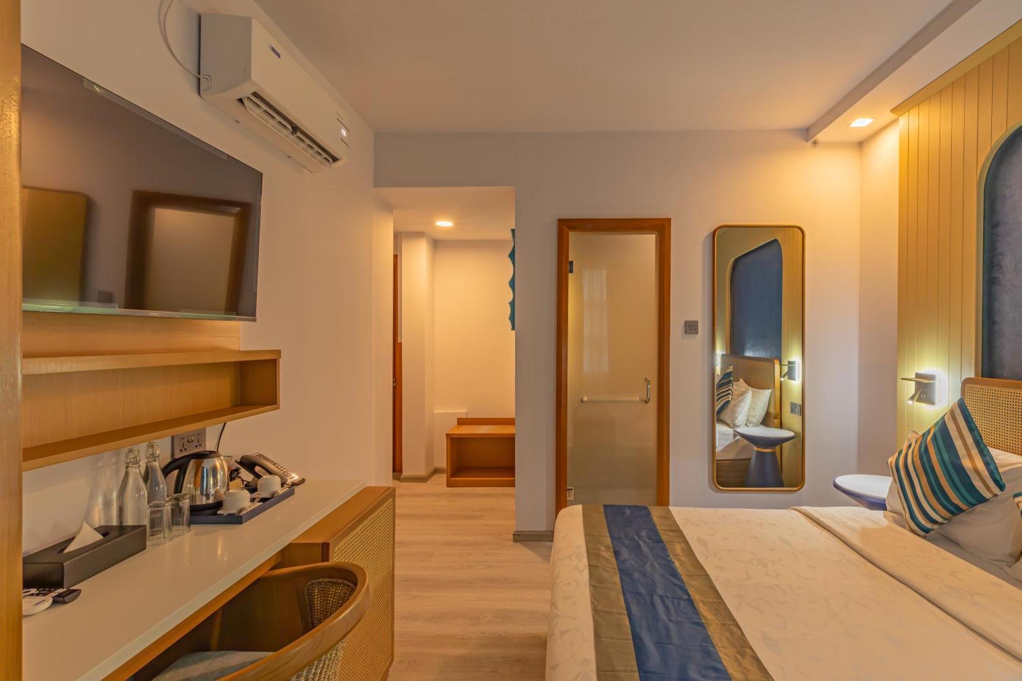 UMET Seaview Hotel Malé Extérieur photo