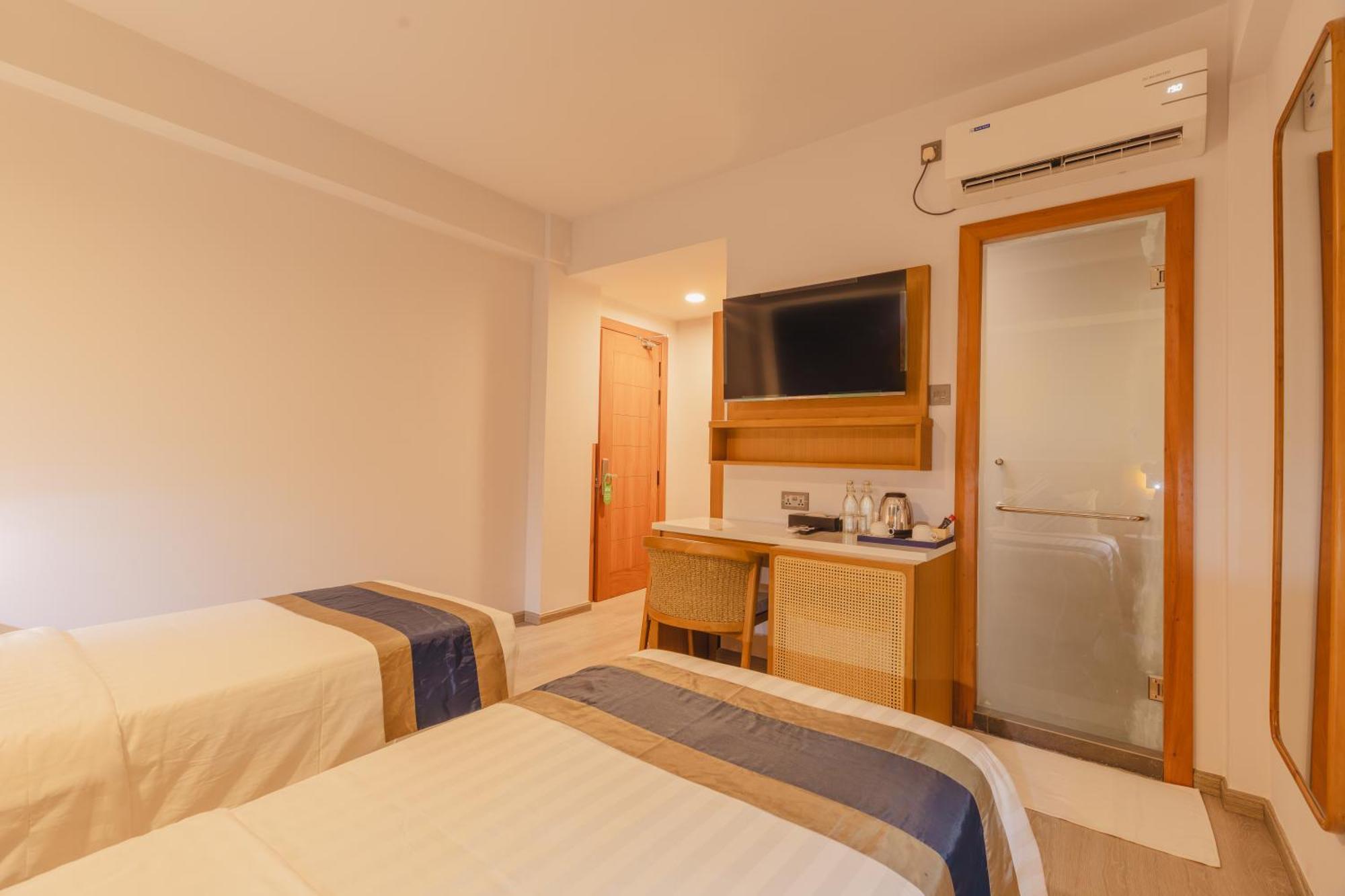 UMET Seaview Hotel Malé Extérieur photo