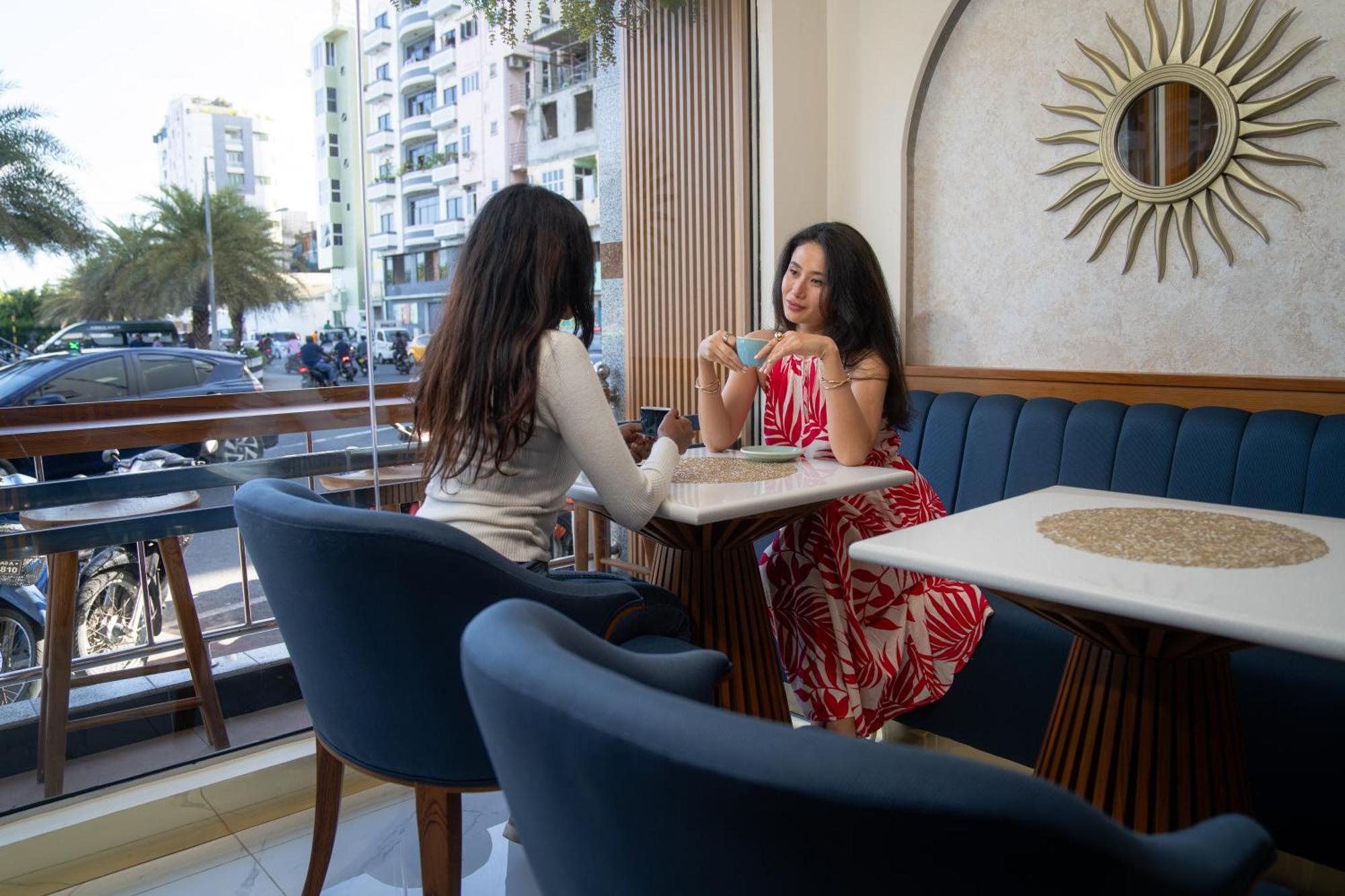 UMET Seaview Hotel Malé Extérieur photo