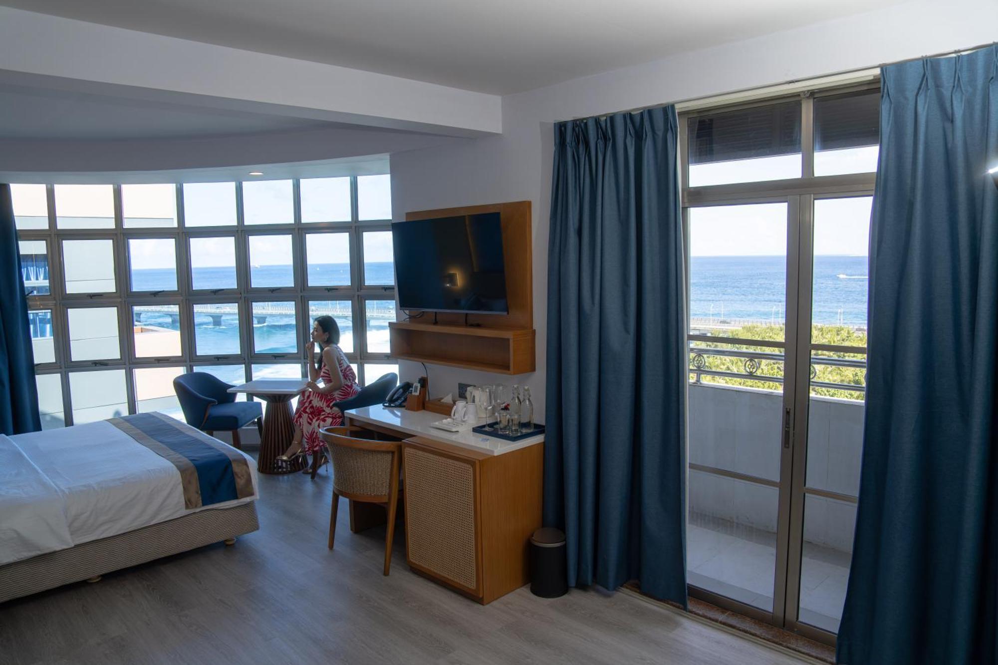 UMET Seaview Hotel Malé Extérieur photo
