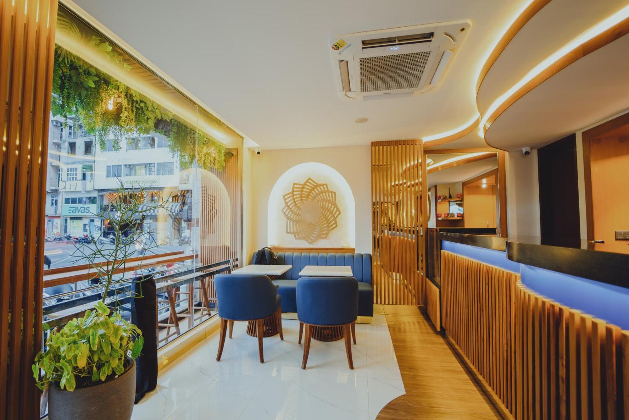 UMET Seaview Hotel Malé Extérieur photo